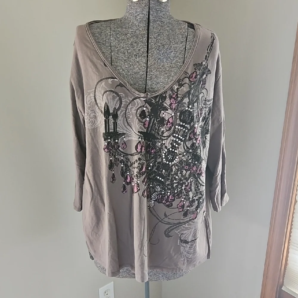 Lane Bryant distressed tee with bling - Picture 1 of 5